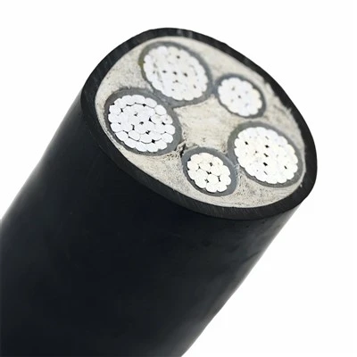 XLPE Isolé PVC Câble en marche .